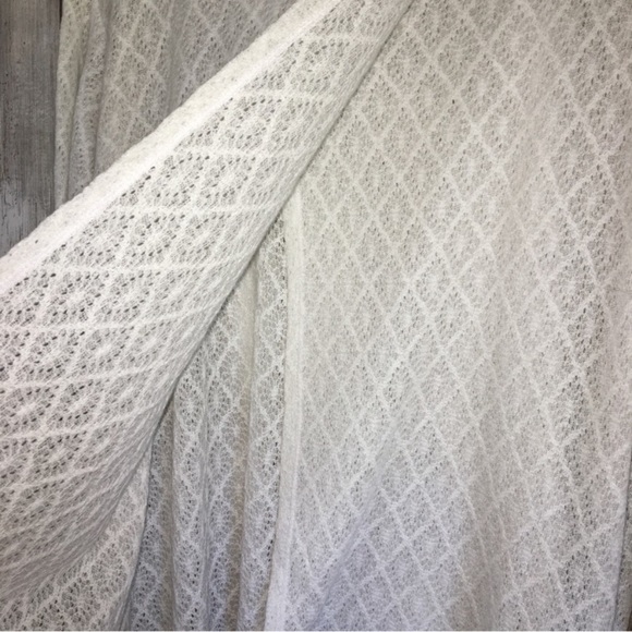 J. Jill White Knit Open Back Blouse - Picture 4 of 7